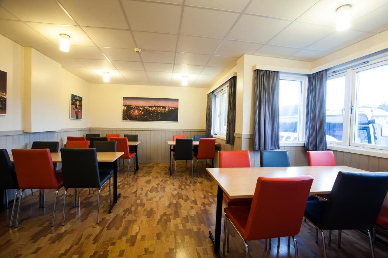 Lisebergsbyns Vandrarhem Gothenburg Exterior photo